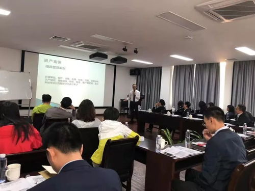 加強(qiáng)員工風(fēng)控意識(shí),構(gòu)建風(fēng)險(xiǎn)管理體系——上海寰宇廣州箱廠舉辦風(fēng)控知識(shí)管理培訓(xùn)